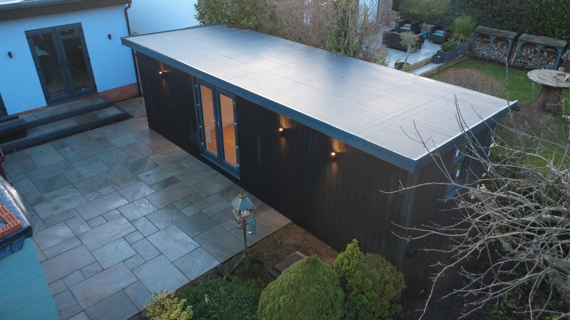 Compact one-bedroom annexe from above