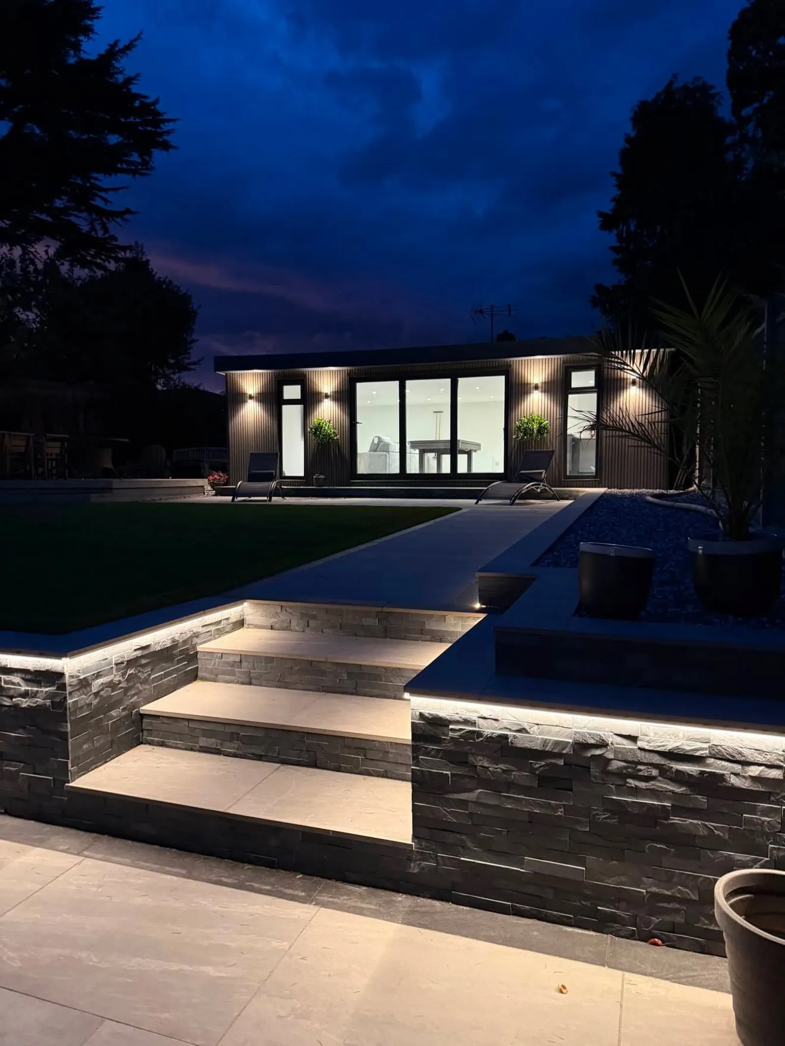 4m x 3m Composite Garden Room – Stafford thumbnail 3